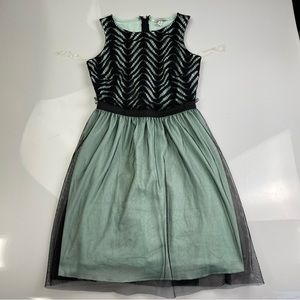 Girl dress size 3 Speeckless